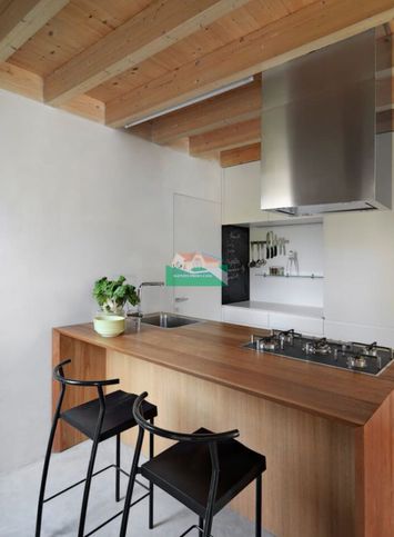 Casa indipendente in residenziale in Via Cella