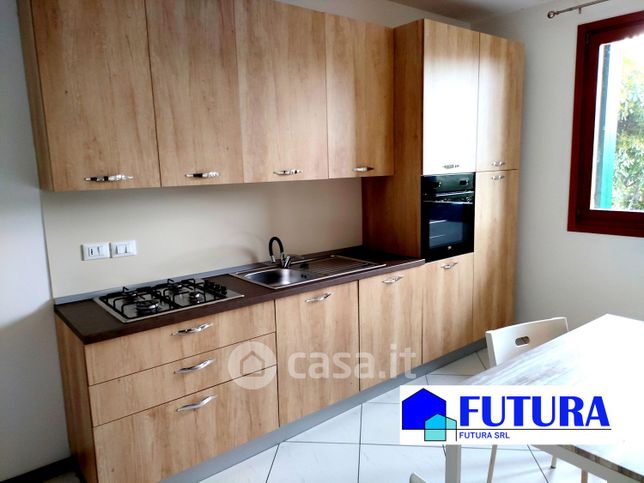 Appartamento in residenziale in Viale Milano 31