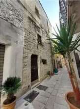 Appartamento in residenziale in Via Sant' Anna 50