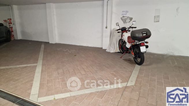 Garage/posto auto in residenziale in Via Mecenate 36