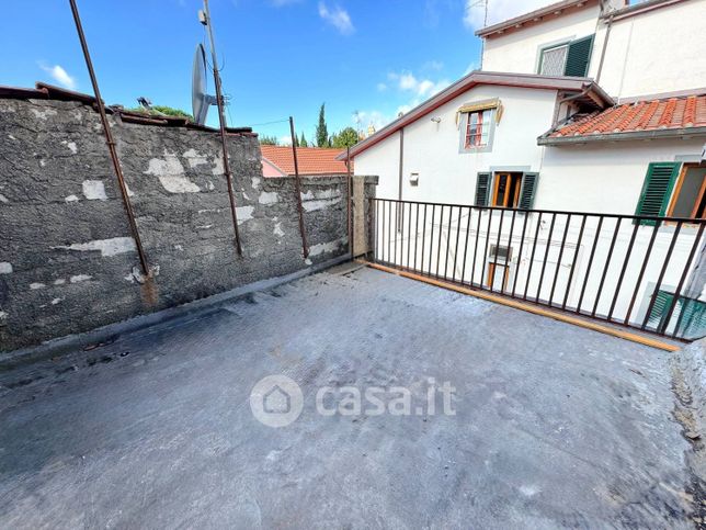 Casa indipendente in residenziale in Piazza Mercatale