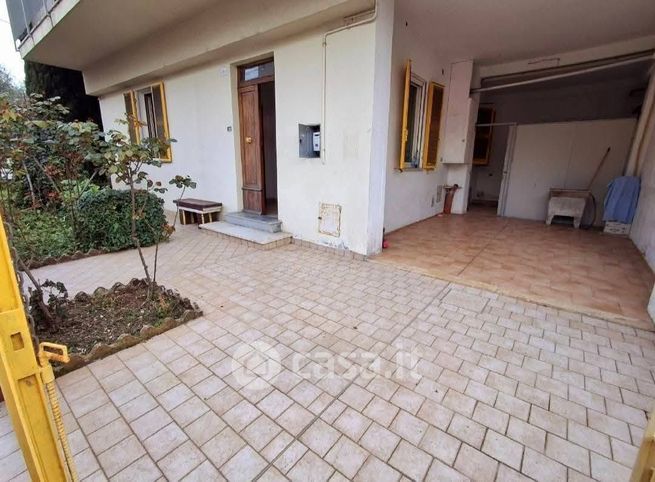 Appartamento in residenziale in Via Calabria