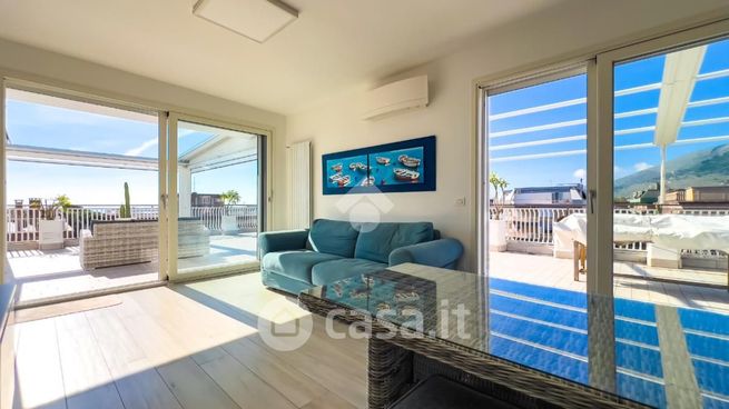 Appartamento in residenziale in Via Appia Lato Napoli 185