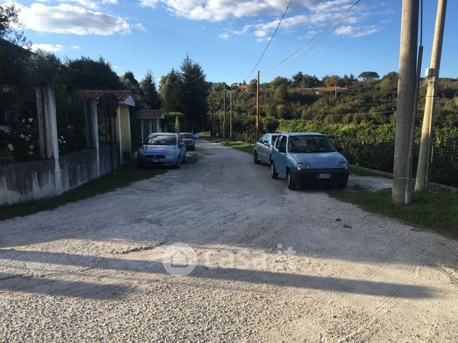 Garage/posto auto in residenziale in Contrada picarelli