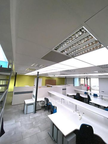 Ufficio in commerciale in Via delle Rose