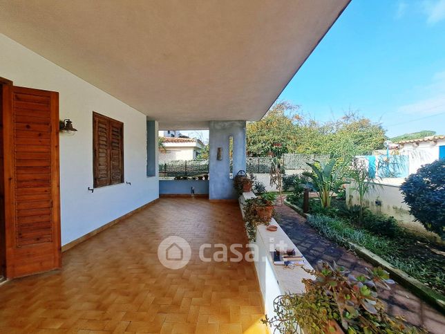 Casa bi/trifamiliare in residenziale in Via degli Zaffiri