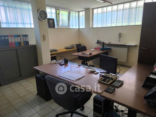 Ufficio in commerciale in Via Sebastiano Caboto 6