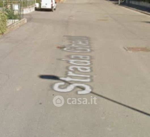 Box/posto auto in residenziale in Strada Gherzi