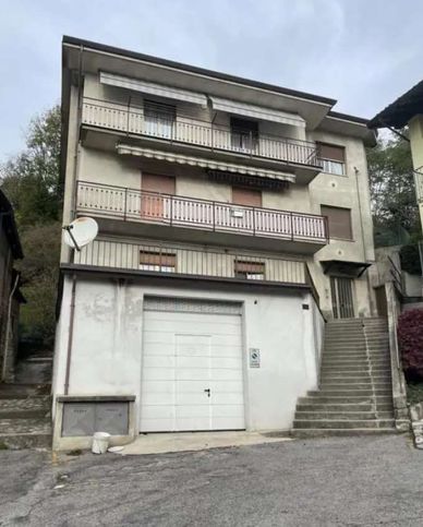 Casa indipendente in residenziale in Via Santa Maria 30