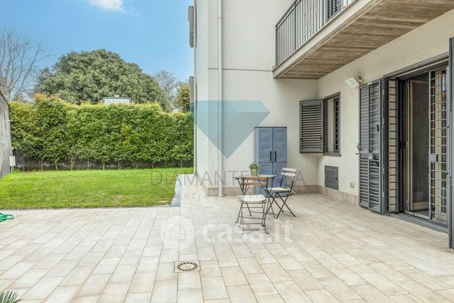 Appartamento in residenziale in Via San Paolo 115 a