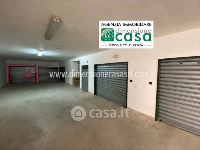 Garage/posto auto in residenziale in Via Guglielmo Oberdan