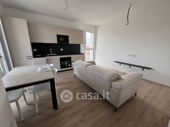 Appartamento in residenziale in Via Giovanni Battista Sammartini