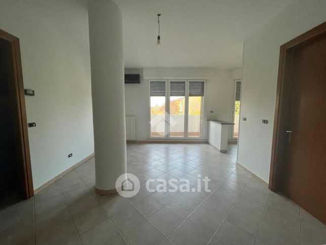 Appartamento in residenziale in Via Castiona