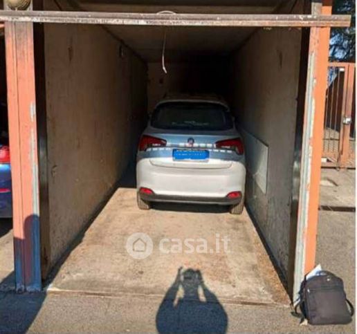 Box/posto auto in residenziale in Via Antonio Vivaldi