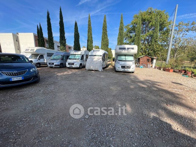 Box/posto auto in residenziale in Via di Soffiano