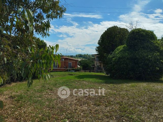 Terreno edificabile in residenziale in Via Zavattarello 89