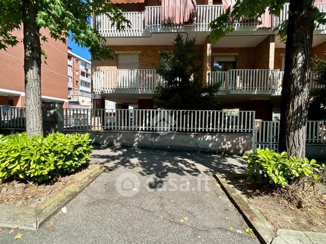 Appartamento in residenziale in Via Francesco Petrarca 61