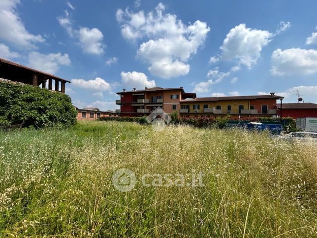 Terreno edificabile in residenziale in Via Italia Libera 29