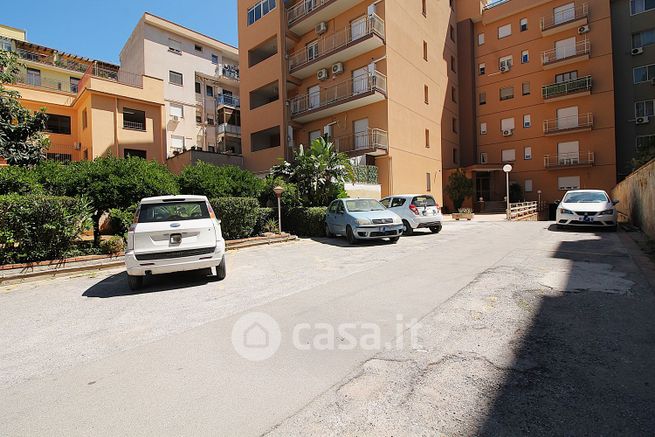 Ufficio in commerciale in Corso Butera 175