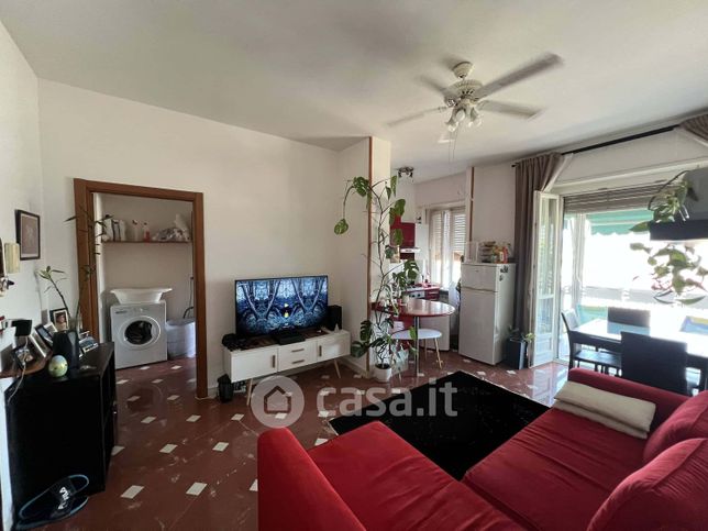 Appartamento in residenziale in Via Monte Rosa 193