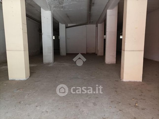 Appartamento in residenziale in Viale Abramo Lincoln 311