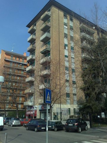 Appartamento in residenziale in Viale caterina da forlì 52