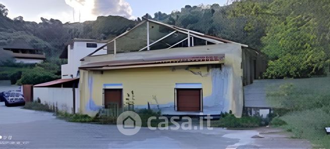 Casa indipendente in residenziale in Strada Provinciale 52