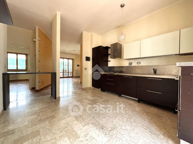 Appartamento in residenziale in Via del Guarlone 55
