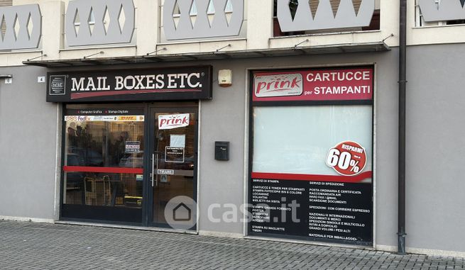 Ufficio in commerciale in Via Trieste 84