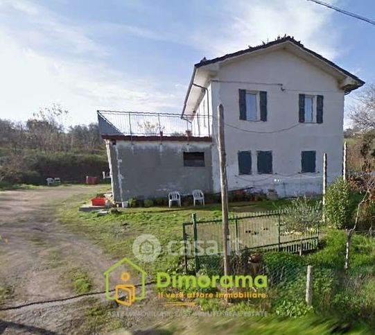 Casa indipendente in residenziale in Via Valverde 9