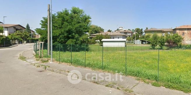 Terreno edificabile in residenziale in Via IÂº Maggio