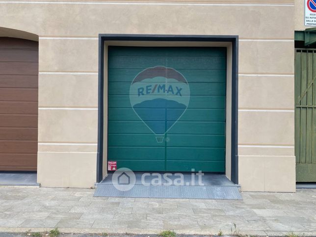 Garage/posto auto in residenziale in Via Pra' 57 B