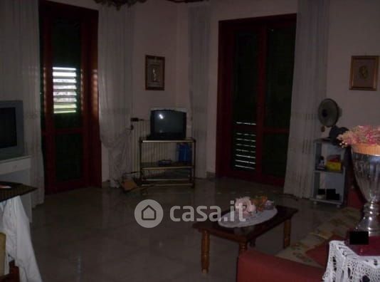 Appartamento in residenziale in Via Porto 6