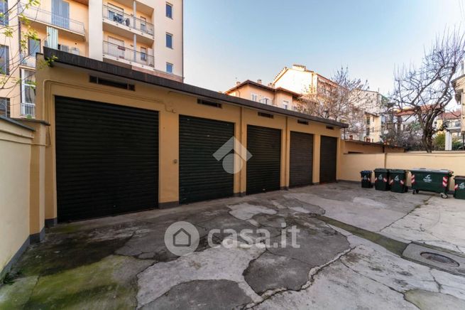 Garage/posto auto in residenziale in Via Cumiana 50