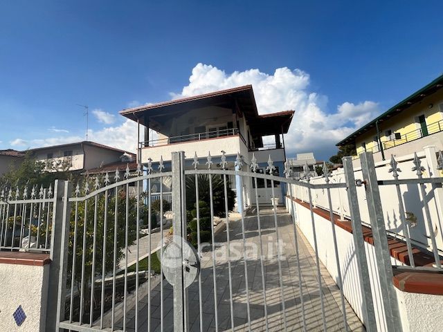 Villetta a schiera in residenziale in Viale Spagna