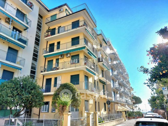 Appartamento in residenziale in Via Elba 5