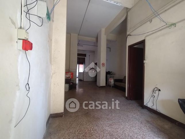 Capannone in commerciale in Via Salvo D'Acquisto 8
