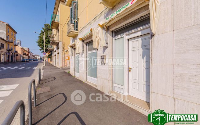 Ufficio in commerciale in Via San Pietro in Verzolo