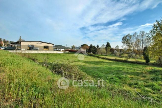 Terreno edificabile in residenziale in Strada Provinciale 228