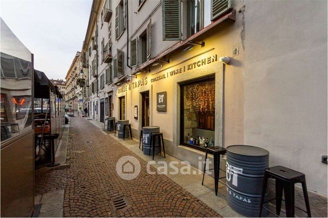 Attività/licenza (con o senza mura) in commerciale in Piazza Emanuele Filiberto