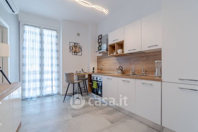 Appartamento in residenziale in Mura del Molo 4 b