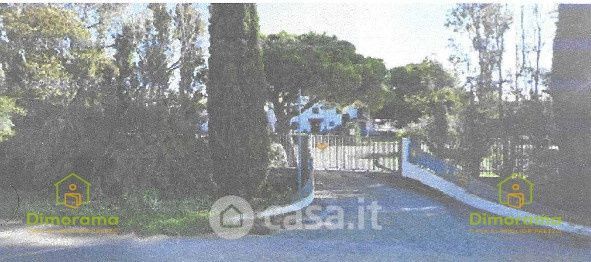 Terreno agricolo in commerciale in Strada Litoranea