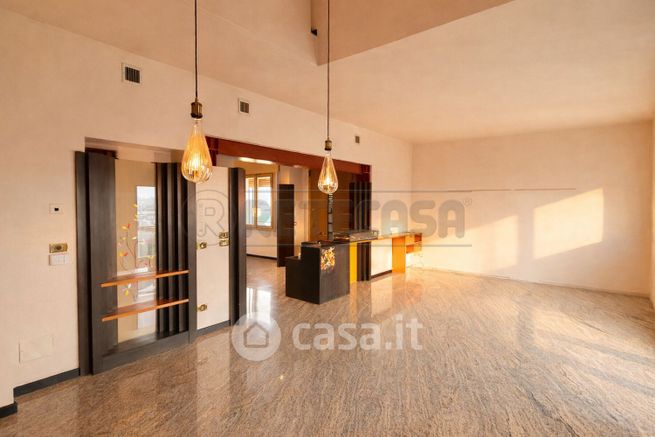 Appartamento in residenziale in Via S. Caboto 5