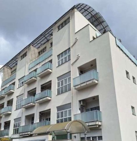 Appartamento in residenziale in Via Luigi Ornato 82