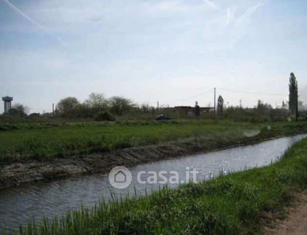 Terreno agricolo in commerciale in Corso del Popolo