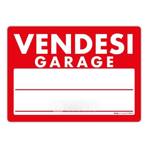 Box/posto auto in residenziale in Via Londra