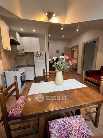 Appartamento in residenziale in Via Cesare Battisti 7