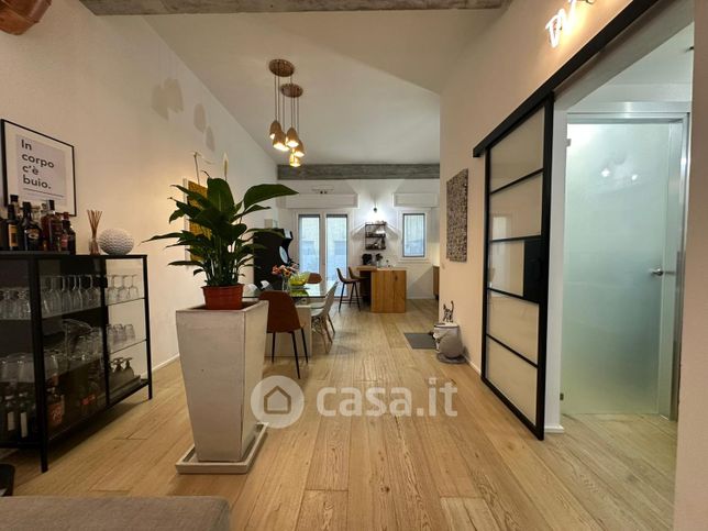 Villetta a schiera in residenziale in Via Lucca 48