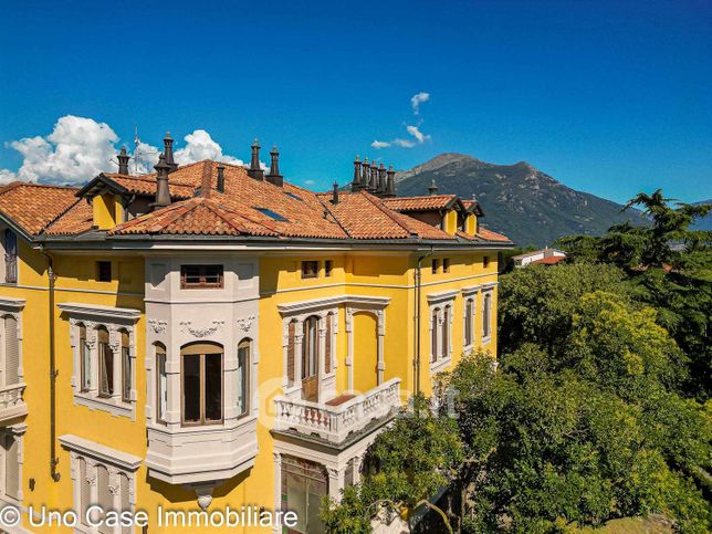 Appartamento in residenziale in Via Castiglia 10