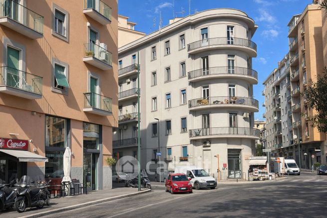 Appartamento in residenziale in Via Pietro Castellino 1